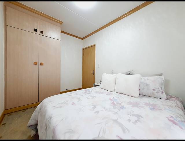 2 BEDROOM APARTMENT RENTED IN NOORDWYK